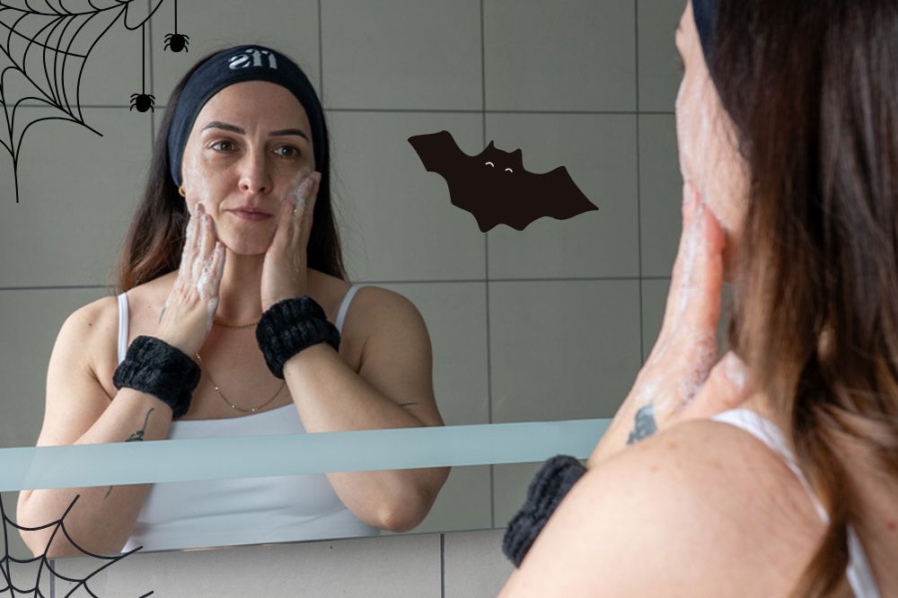 👻 Skincare Tricks and Treats: Busting the Scariest Beauty Myths 🕷️